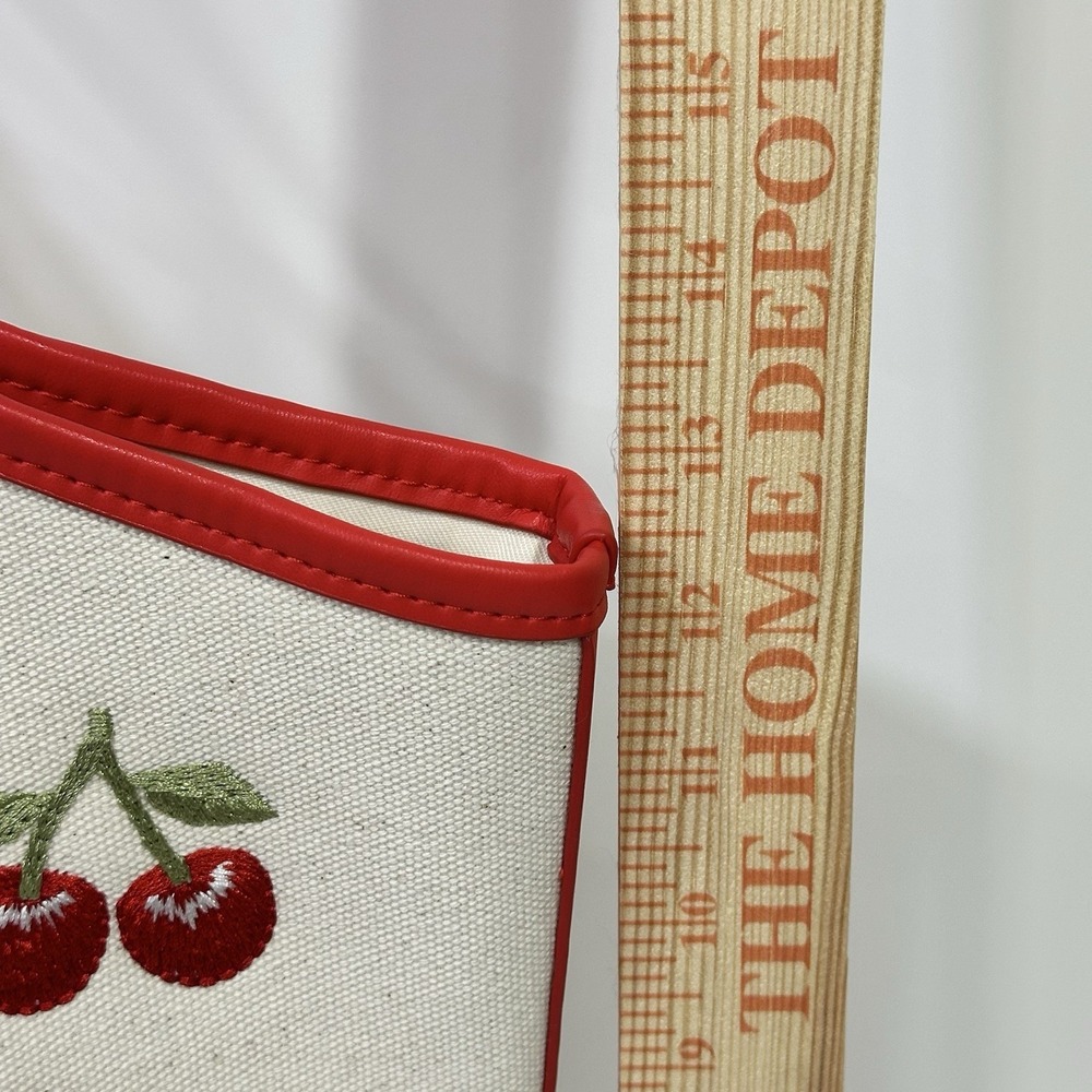 STEVE MADDEN BPROUD LARGE "CHERRIES" TOTE/SHOULDER BAG RED MULTI NWT - Picture 5 of 10